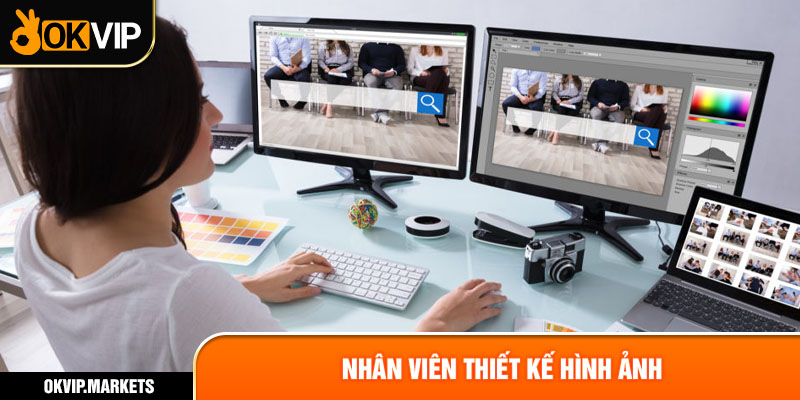 nhân viên thiết kế hình ảnh